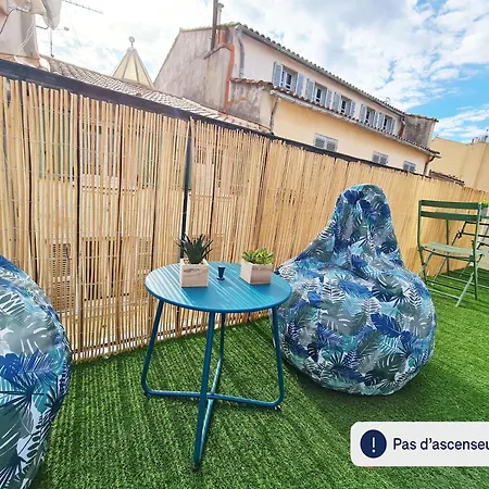 Gregbnb-com - Centre Ancien - Roof-top - Climatisé - 5eme étage Toulon